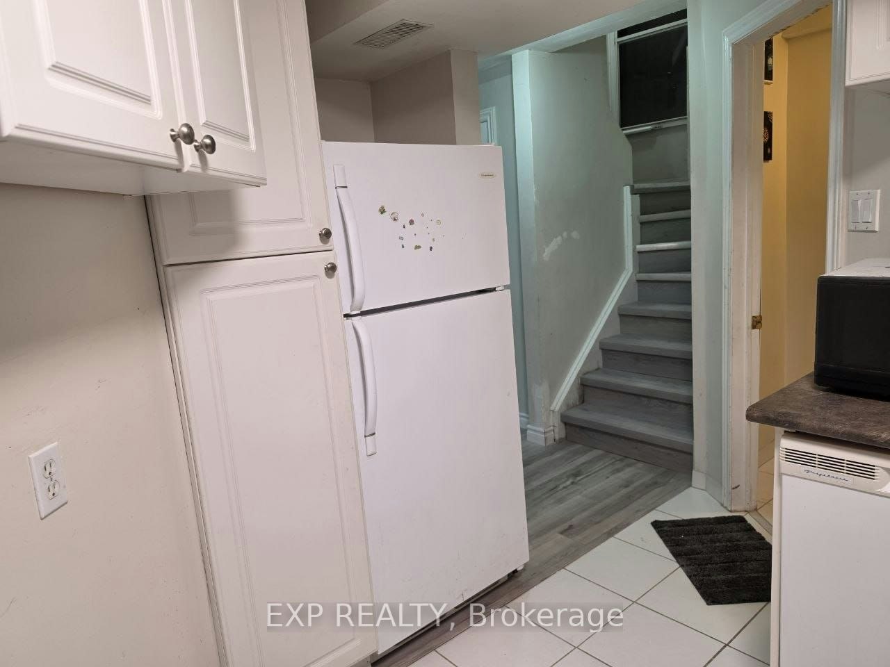 Bsmt-134 Sandown Avenue, Toronto, ON, M1N 3W7 - 7