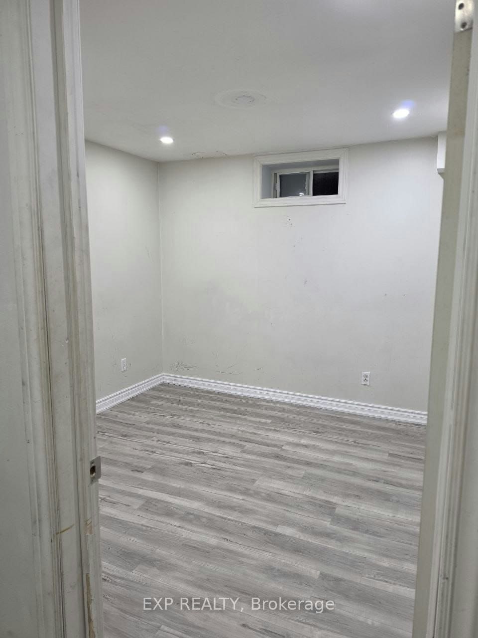 Bsmt-134 Sandown Avenue, Toronto, ON, M1N 3W7 - 15