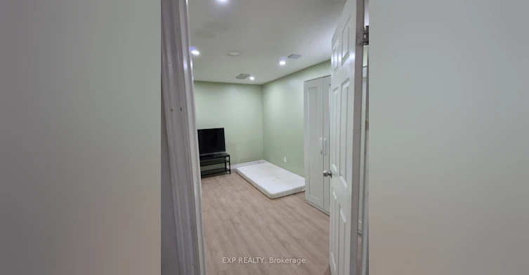 Bsmt-134 Sandown Avenue, Toronto, ON, M1N 3W7 - 9