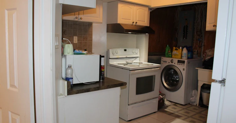 Bsmt-134 Sandown Avenue, Toronto, ON, M1N 3W7 - 3
