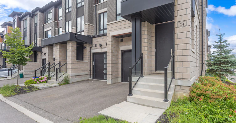 24 Lake Trail Way, Whitby, ON, L1M 0M3 - 5