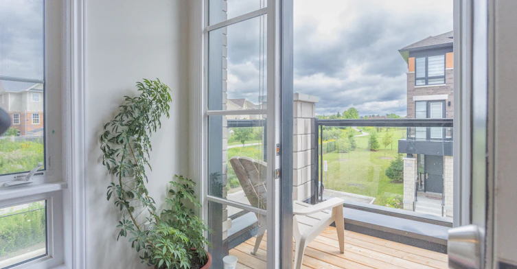 24 Lake Trail Way, Whitby, ON, L1M 0M3 - 23