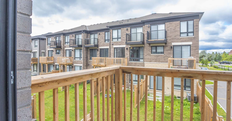 24 Lake Trail Way, Whitby, ON, L1M 0M3 - 19
