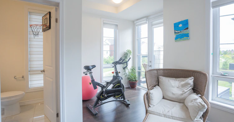24 Lake Trail Way, Whitby, ON, L1M 0M3 - 22