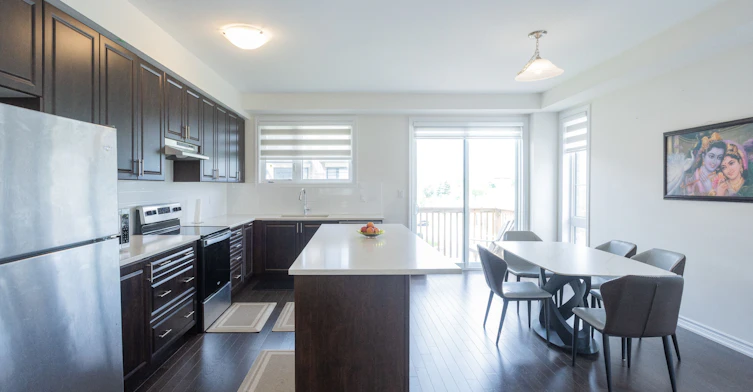 24 Lake Trail Way, Whitby, ON, L1M 0M3 - 18