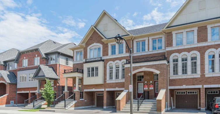22-2643 Deputy Minister Path, Oshawa, ON, L1L 0M7 - 2