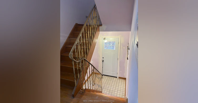 82 Main Street, Toronto, ON, M4E 2V7 - 2