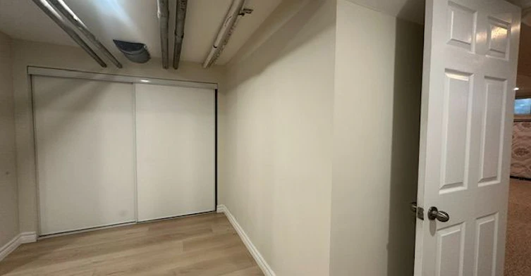 Lower-445 Donlands Avenue, Toronto, ON, M4J 3S4 - 13