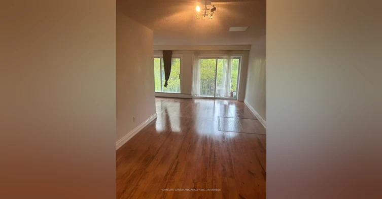 Upper-213 Kenilworth Avenue, Toronto, ON, M4L 3S7 - 2