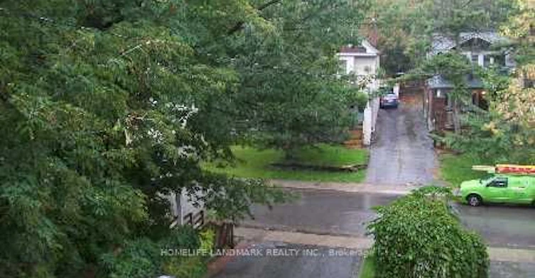 Upper-213 Kenilworth Avenue, Toronto, ON, M4L 3S7 - 22
