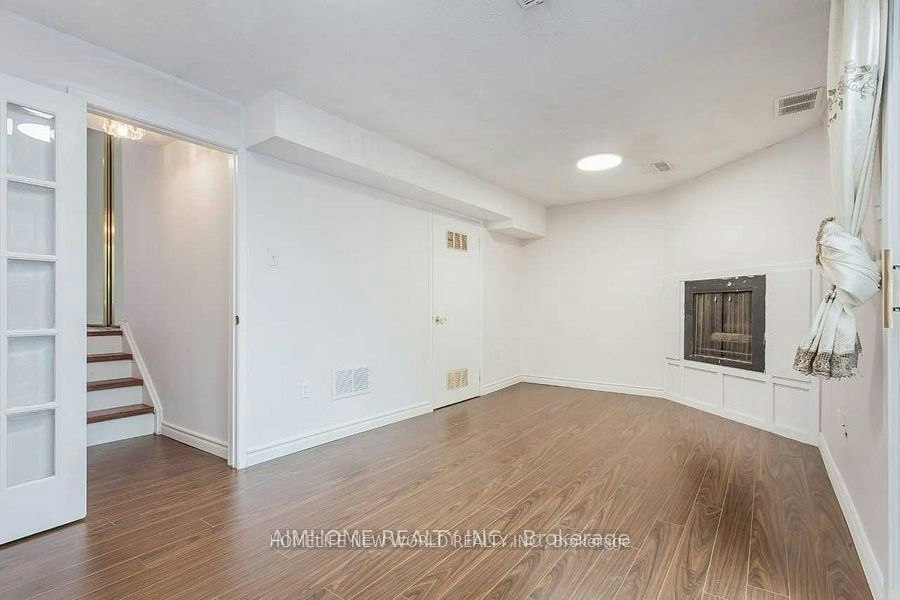 3-30 Chichester Place, Toronto, ON, M1T 3S5 - 6