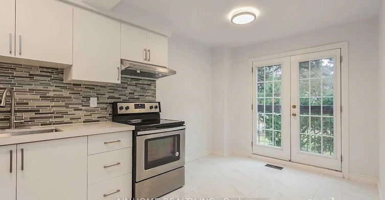3-30 Chichester Place, Toronto, ON, M1T 3S5 - 9