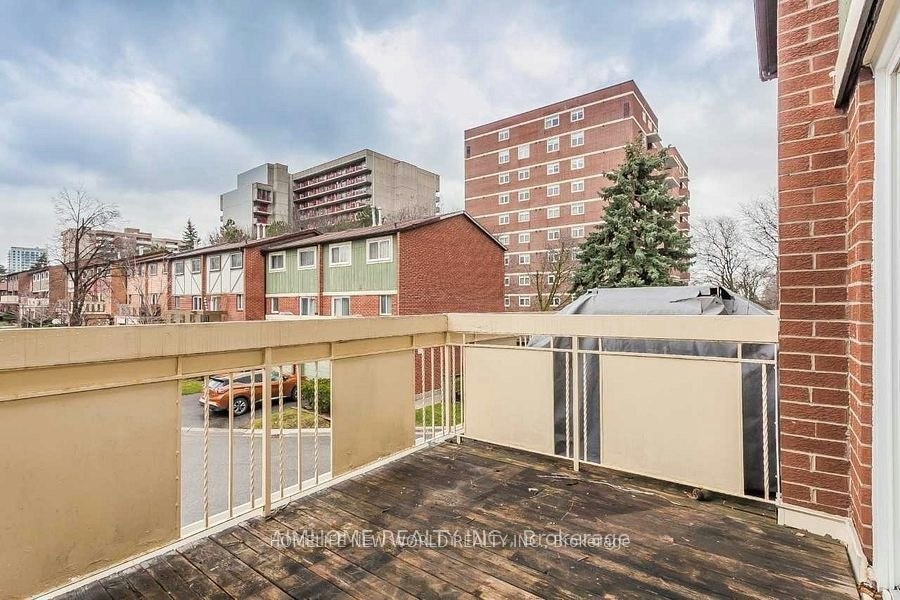3-30 Chichester Place, Toronto, ON, M1T 3S5 - 13