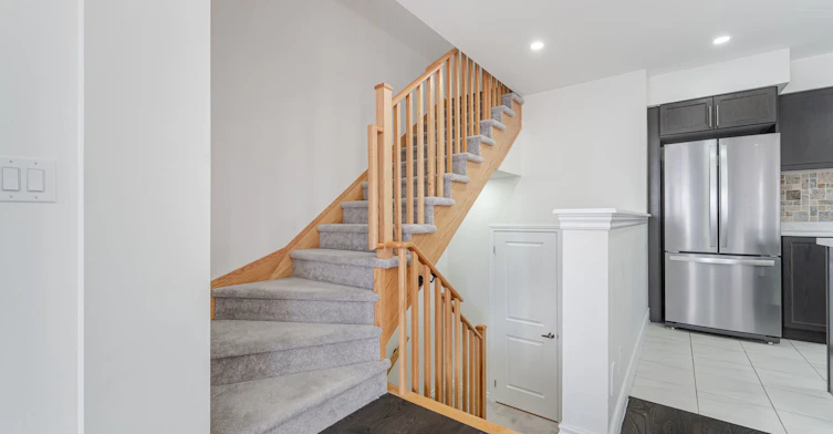 48 Porcelain Way, Whitby, ON, L1R 0R6 - 22