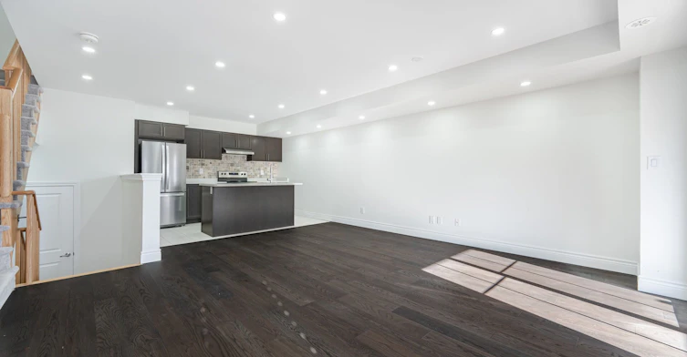 48 Porcelain Way, Whitby, ON, L1R 0R6 - 20