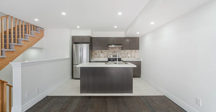 48 Porcelain Way, Whitby, ON, L1R 0R6 - 8