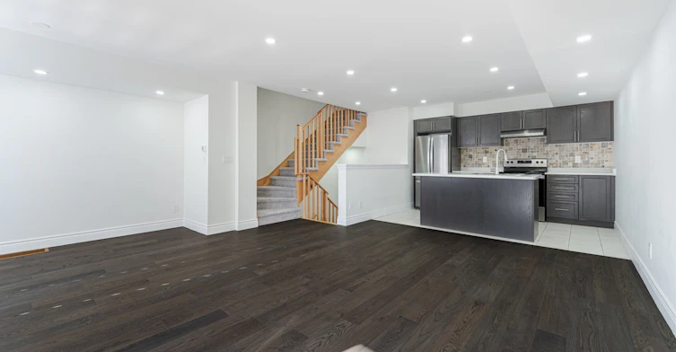 48 Porcelain Way, Whitby, ON, L1R 0R6 - 17