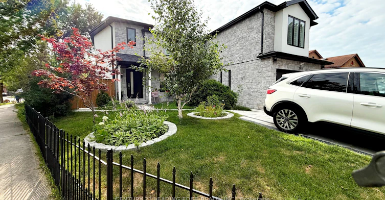 Bsmt-2385 Strathmore Crescent, Pickering, ON, L1X 2H8