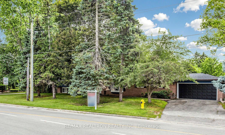 10 Rotherglen Road S