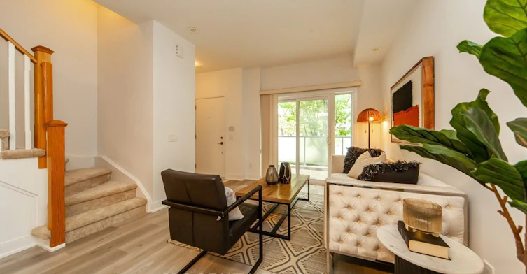 TH51-315 Village Green Square Street, Toronto, ON, M1S 0L2 - 3