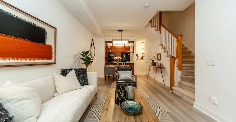 TH51-315 Village Green Square Street, Toronto, ON, M1S 0L2 - 7