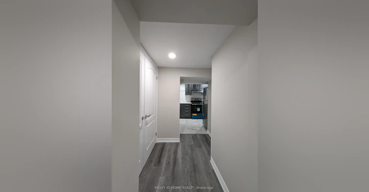 29 Brantford Drive, Toronto, ON, M1W 1E2 - 7