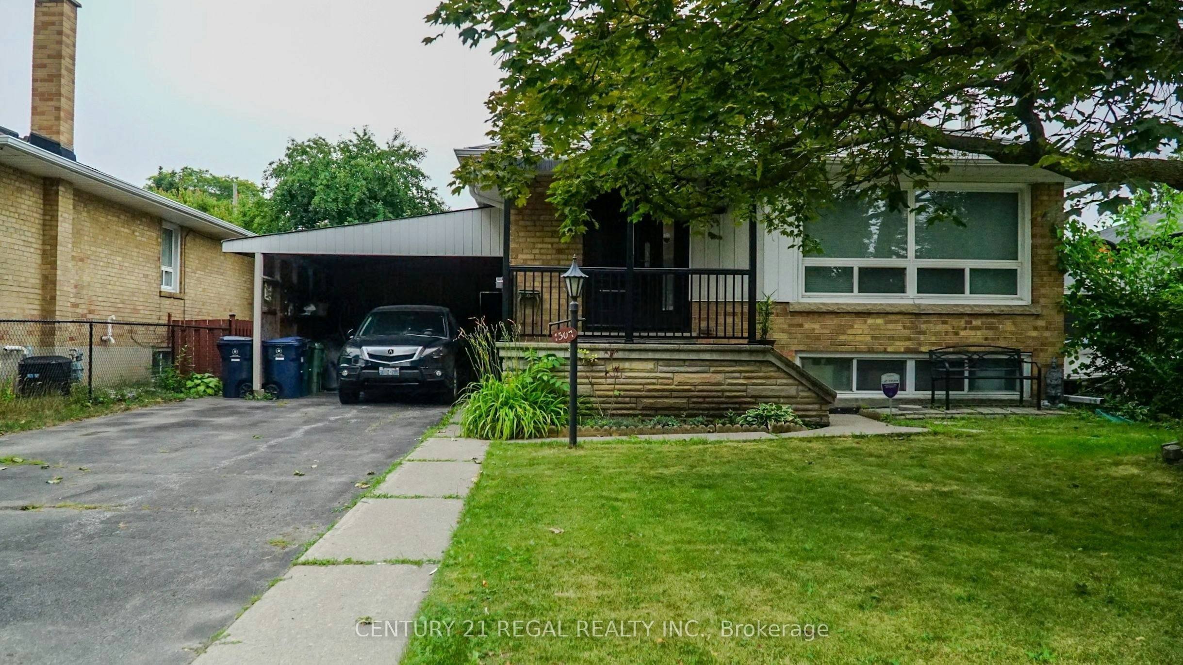 1507 Pharmacy Avenue, Toronto, ON, M1R 2J7