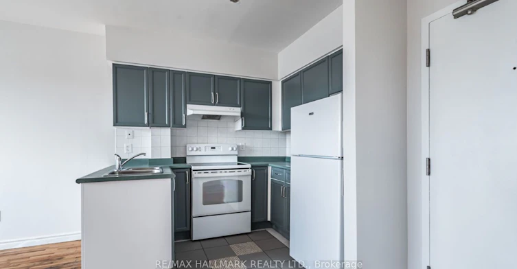 A5-2831 Kingston Road, Toronto, ON, M1M 1N2 - 3