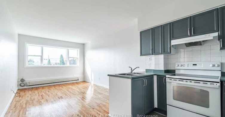A5-2831 Kingston Road, Toronto, ON, M1M 1N2