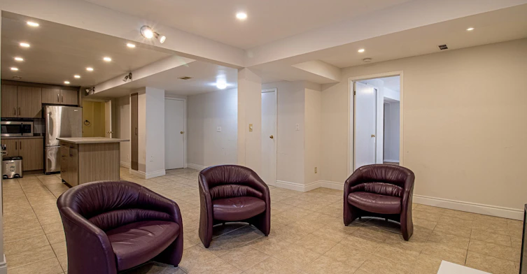 Basement-507 Charnwood Court, Pickering, ON, L1V 4Y1 - 3