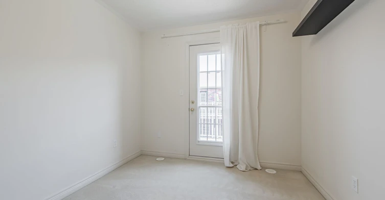 35 Carnahan Terrace, Toronto, ON, M4E 0B1 - 30