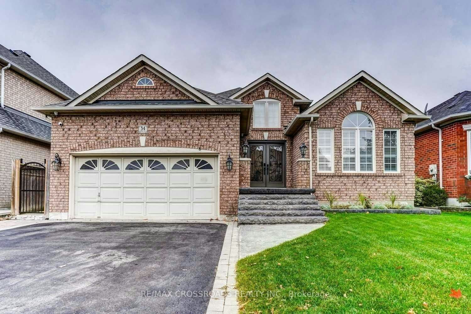 34 Sonley Drive, Whitby, ON, L1R 3B3