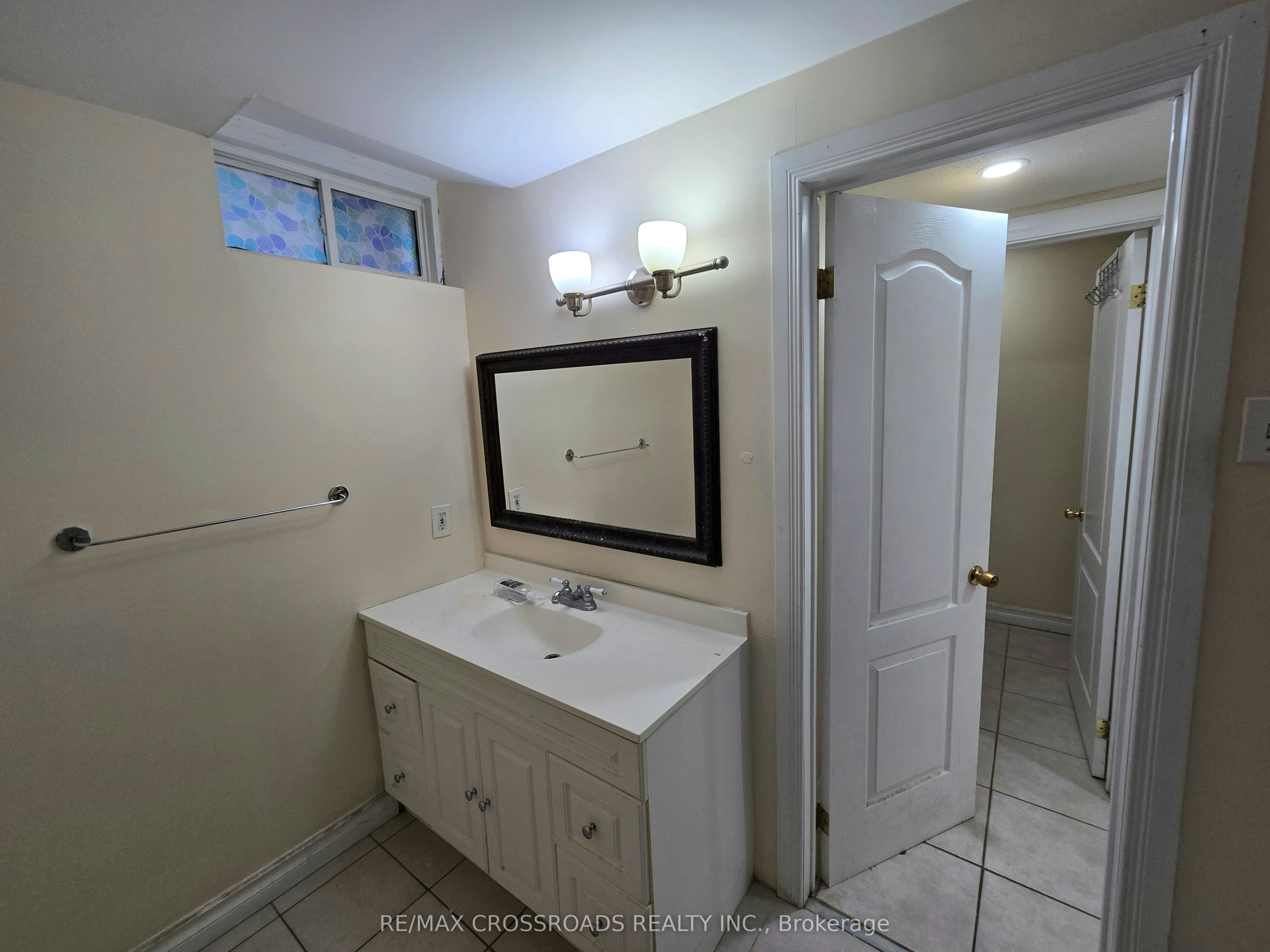 34 Sonley Drive, Whitby, ON, L1R 3B3 - 8