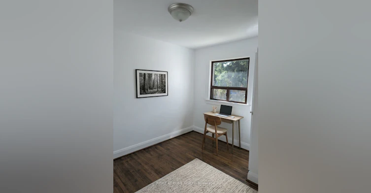 24 Harewood Avenue, Toronto, ON, M1M 2R2 - 20