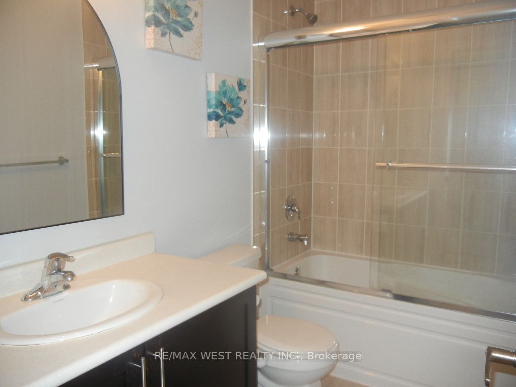 12 Waterstone Way, Whitby, ON, L1N 0M3 - 24