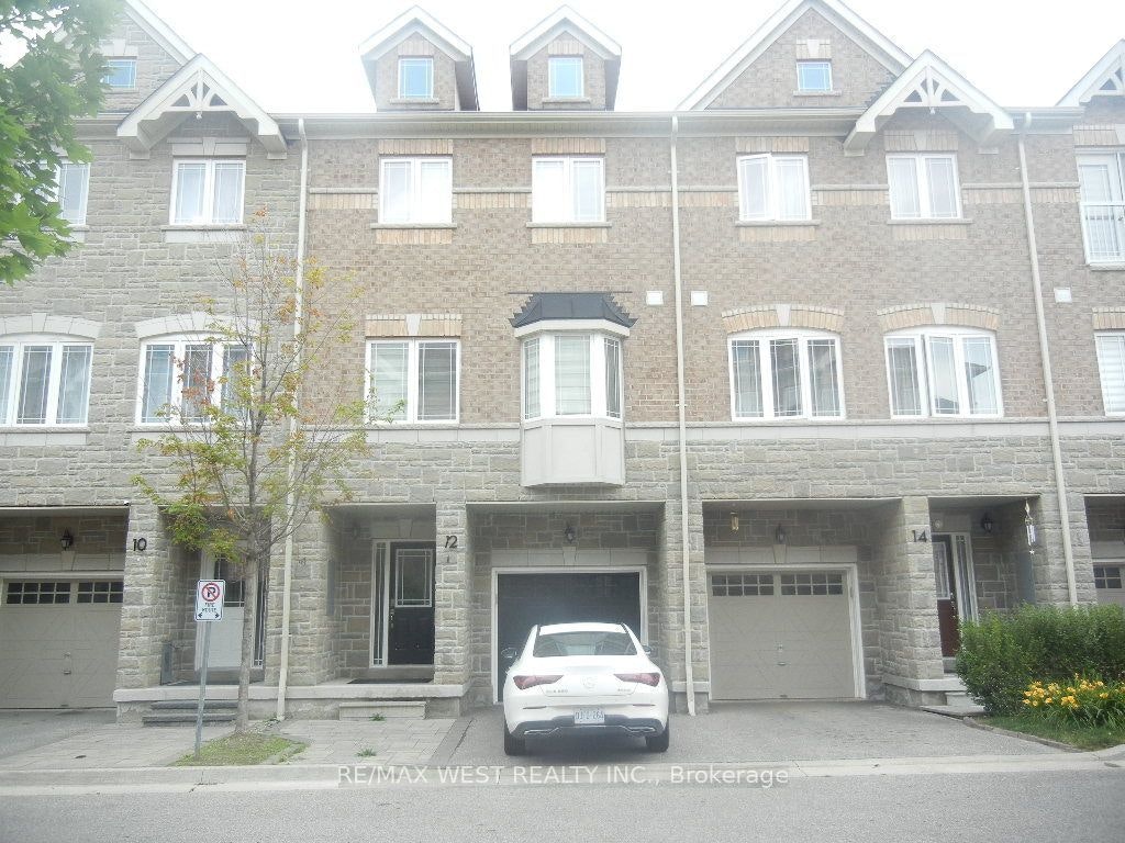12 Waterstone Way, Whitby, ON, L1N 0M3