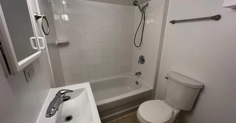 497 King Street E, Oshawa, ON, L1H 1E9 - 7