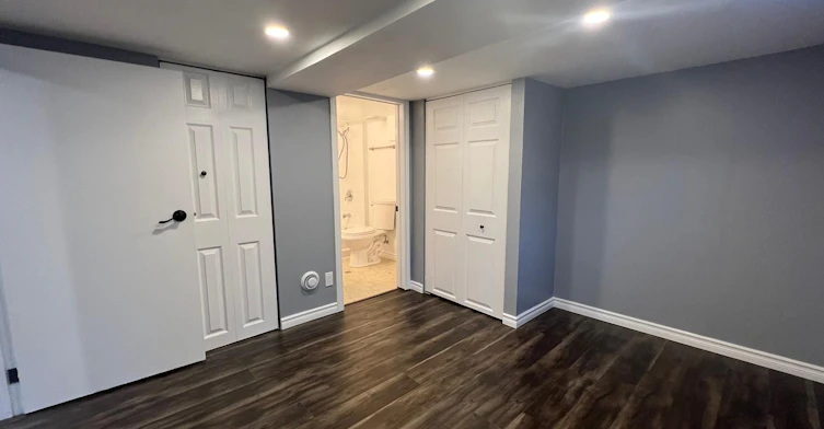 497 King Street E, Oshawa, ON, L1H 1E9 - 3