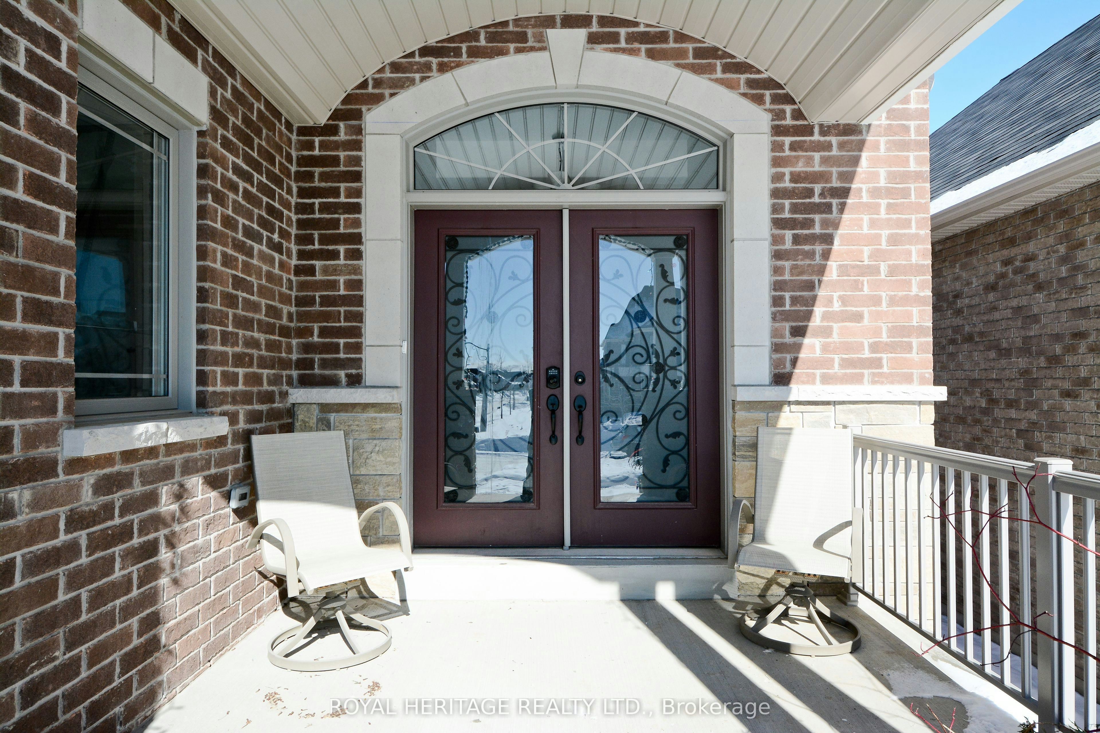 51 Gloria Crescent, Whitby, ON, L1P 1V3