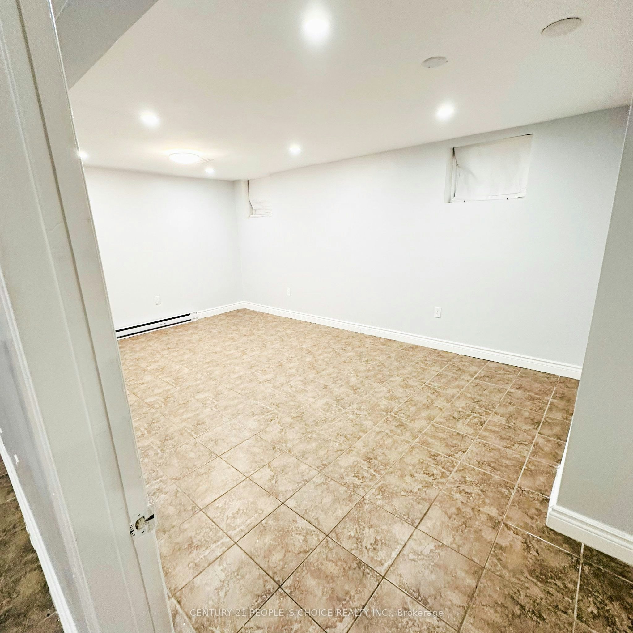 41 Coomer Crescent, Ajax, ON, L1T 3C7 - 9
