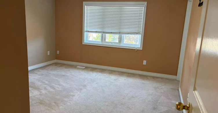 72 Keywood Street, Ajax, ON, L1Z 2E4 - 4