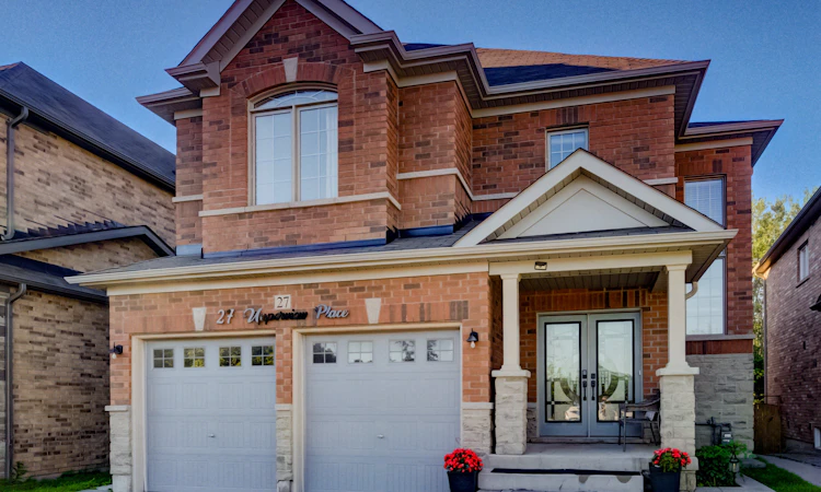27 Upperview Place