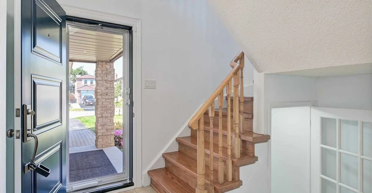 121 Radford Drive, Ajax, ON, L1T 2C3 - 3