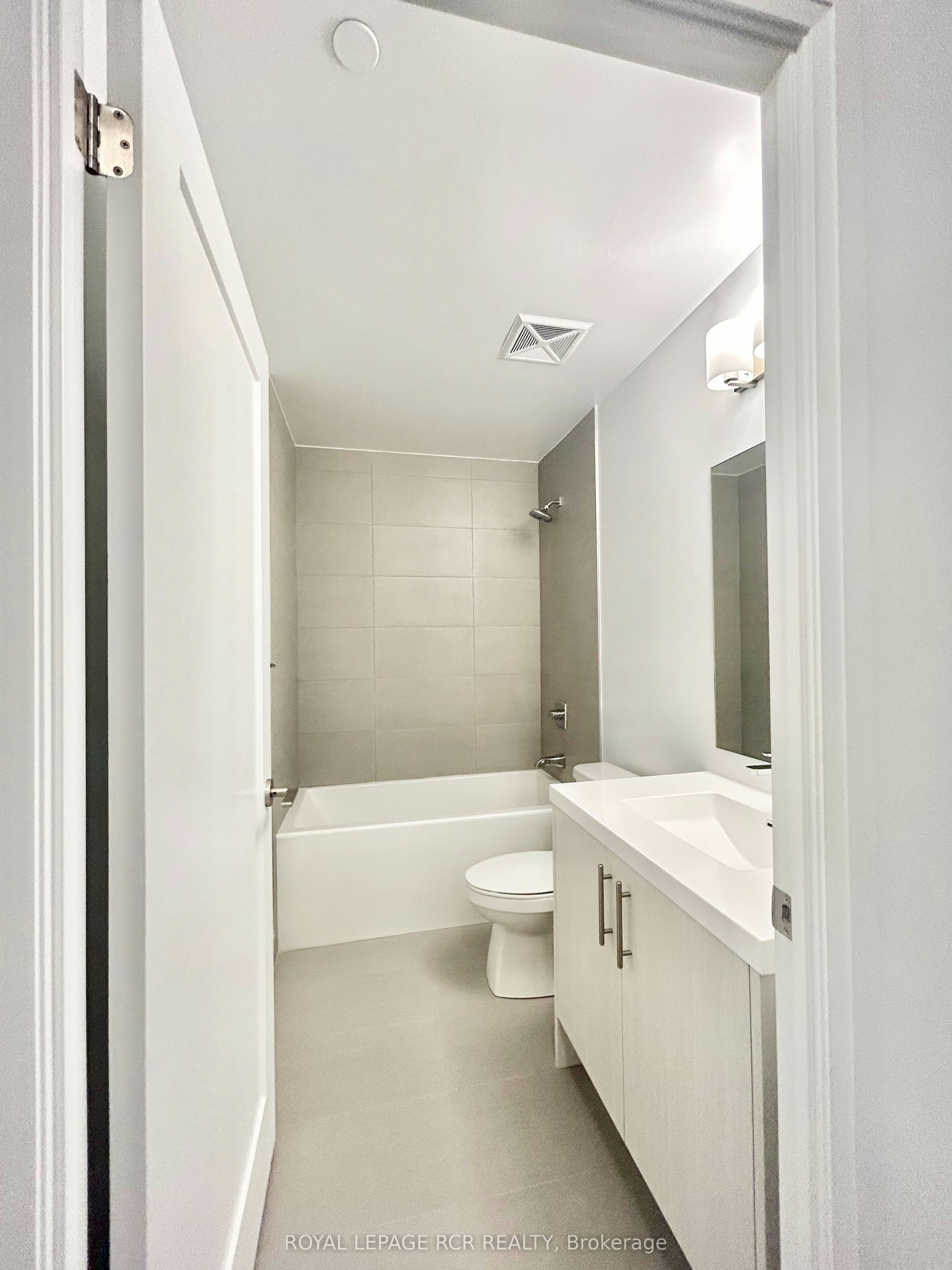286-403 Main Street, Toronto, ON, M4C 4X4 - 16