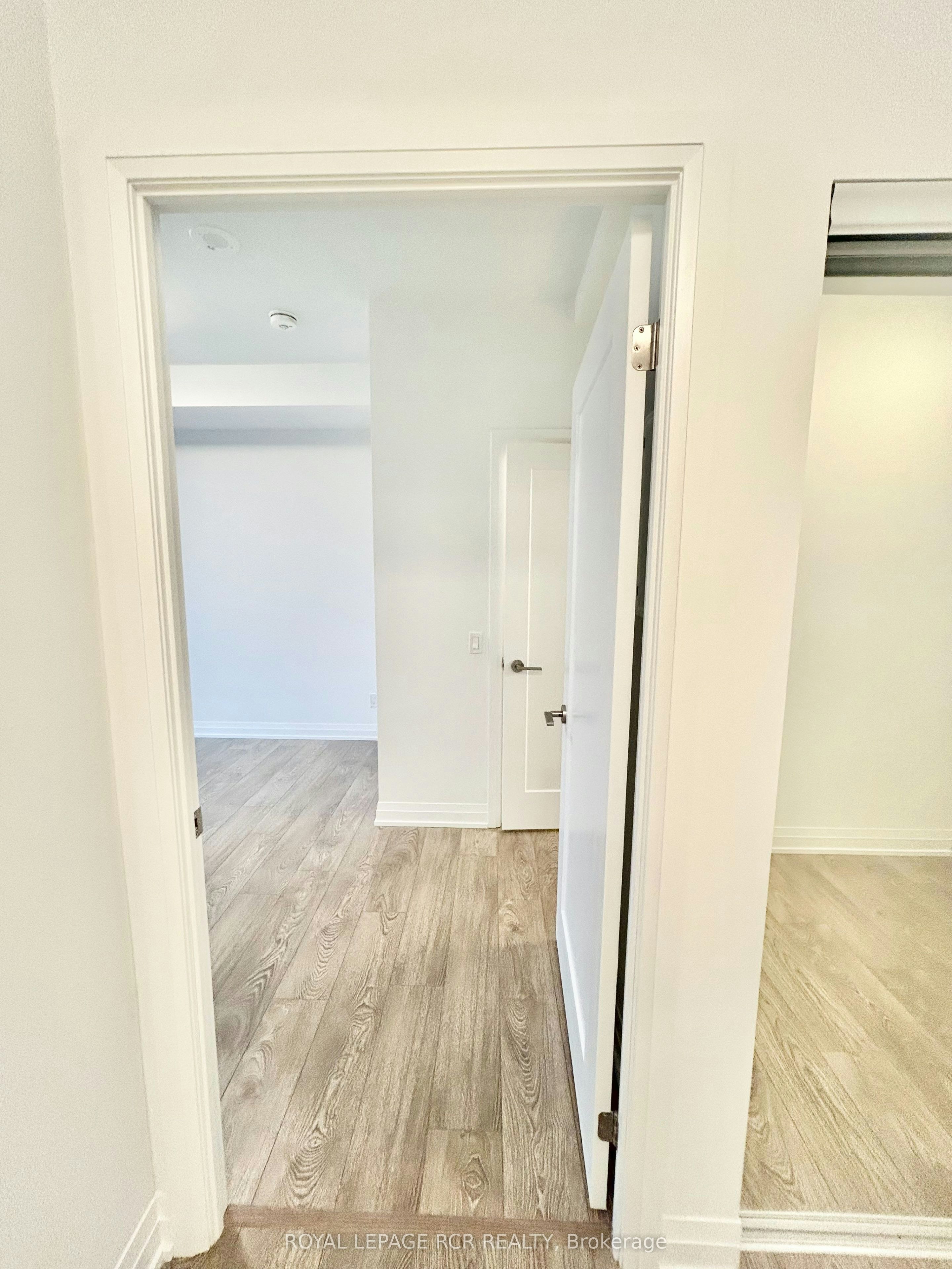 286-403 Main Street, Toronto, ON, M4C 4X4 - 7