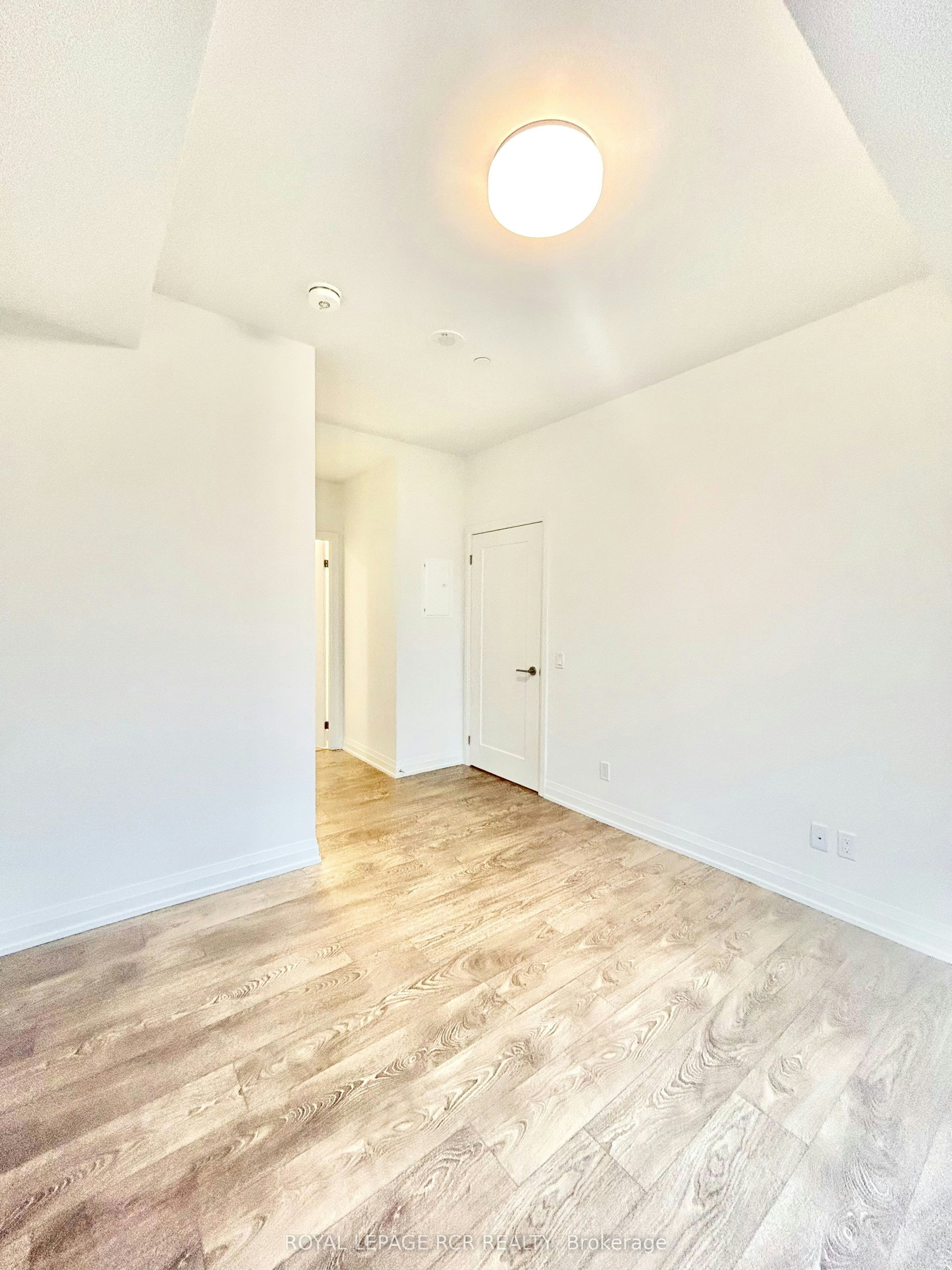 286-403 Main Street, Toronto, ON, M4C 4X4 - 9