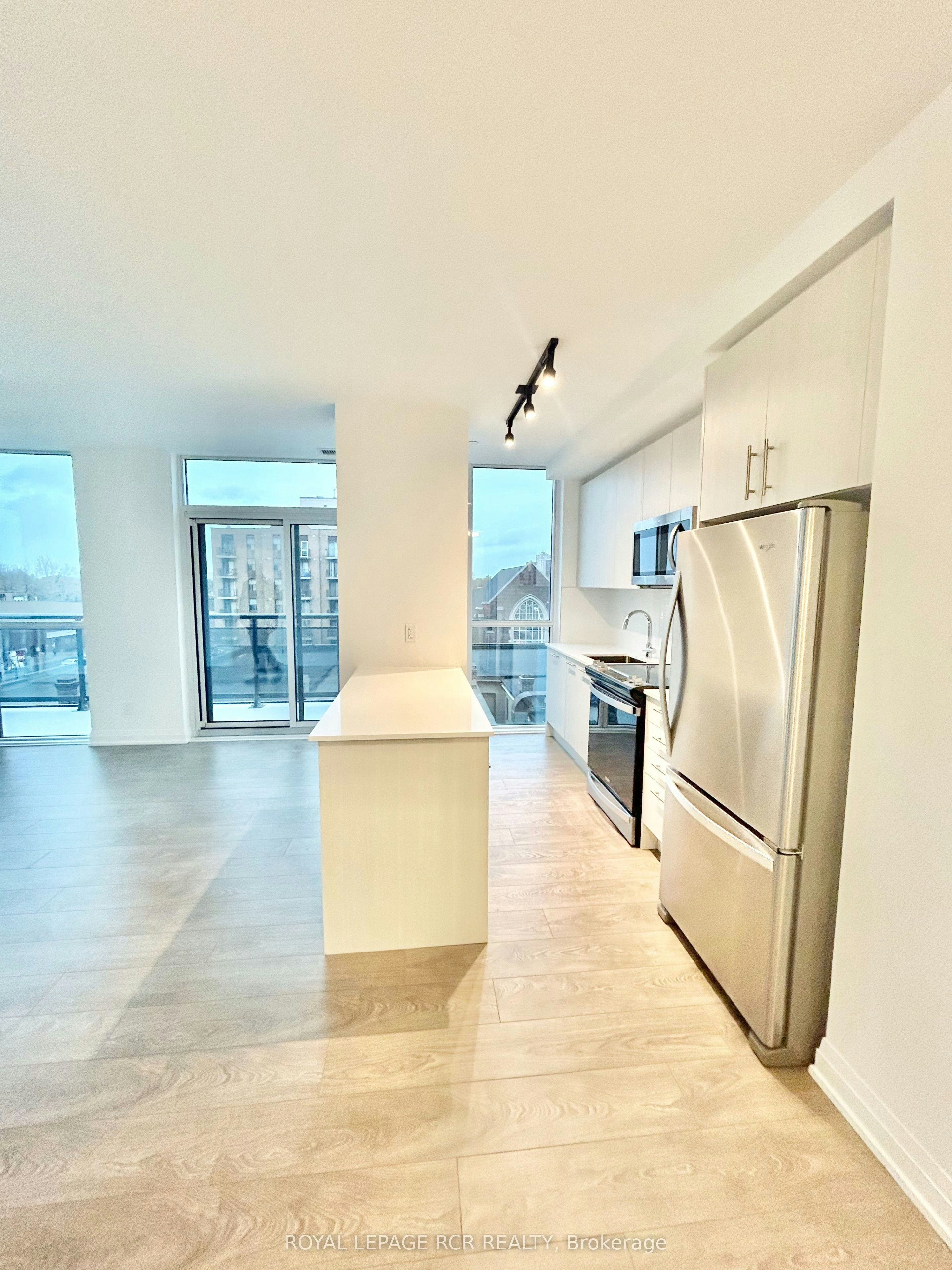 286-403 Main Street, Toronto, ON, M4C 4X4 - 4