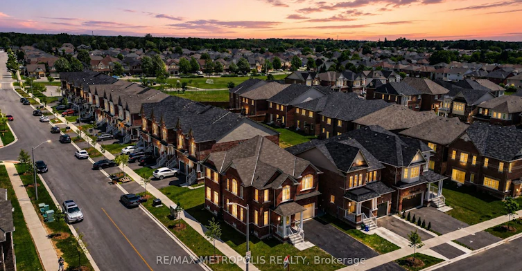 647 Fleetwood Drive, Oshawa, ON, L1K 2V7 - 6