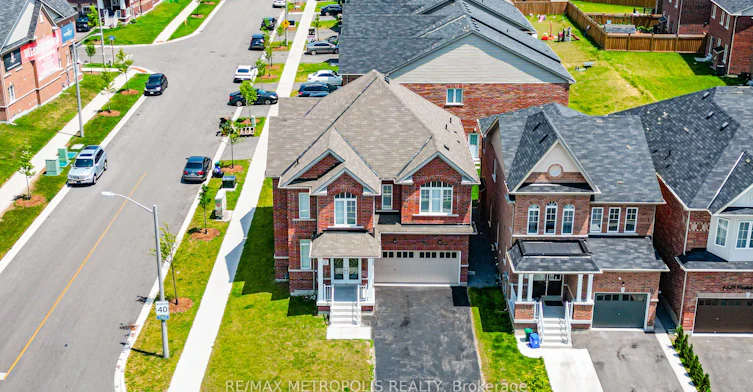 647 Fleetwood Drive, Oshawa, ON, L1K 2V7