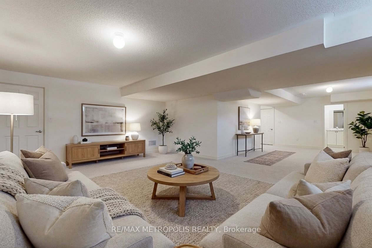 647 Fleetwood Drive, Oshawa, ON, L1K 2V7 - 42